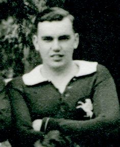 'Ken' Fargher (Football, 1947).
